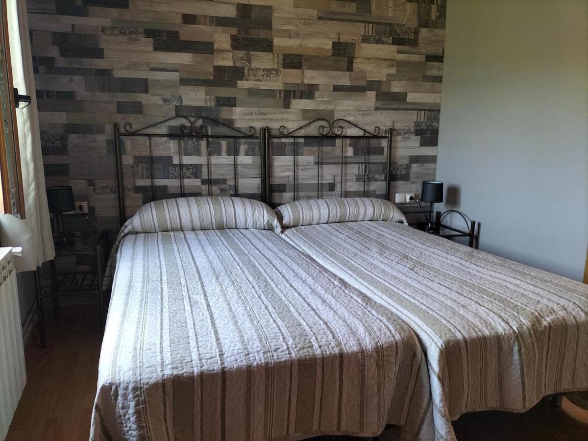 Apartamentos La Corona Llames de Parres Dış mekan fotoğraf