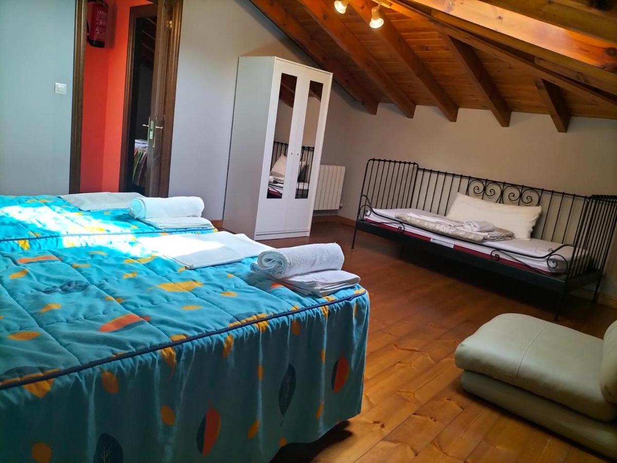 Apartamentos La Corona Llames de Parres Dış mekan fotoğraf