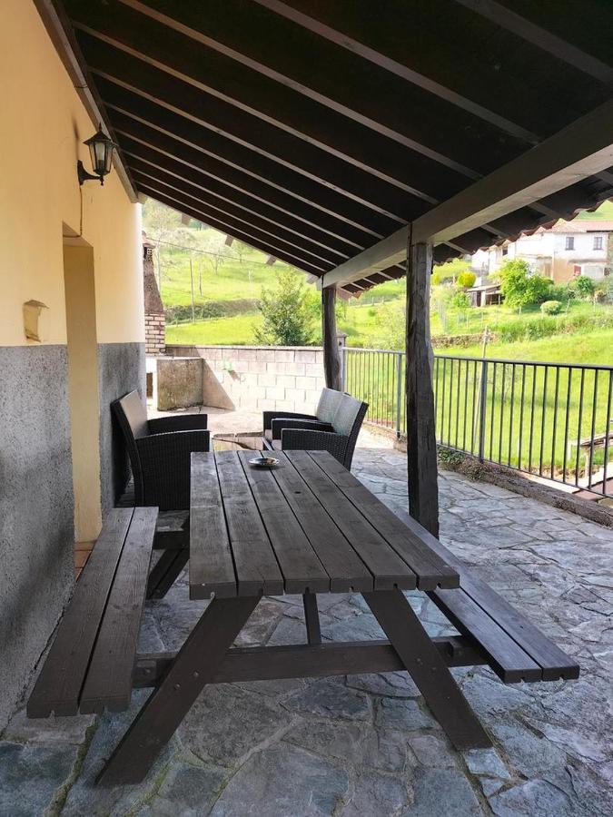 Apartamentos La Corona Llames de Parres Dış mekan fotoğraf
