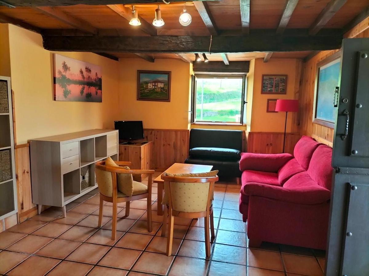 Apartamentos La Corona Llames de Parres Dış mekan fotoğraf