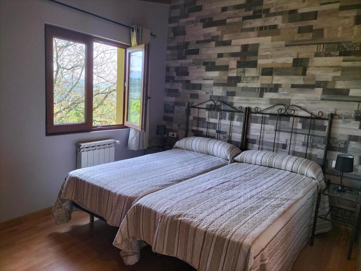 Apartamentos La Corona Llames de Parres Dış mekan fotoğraf