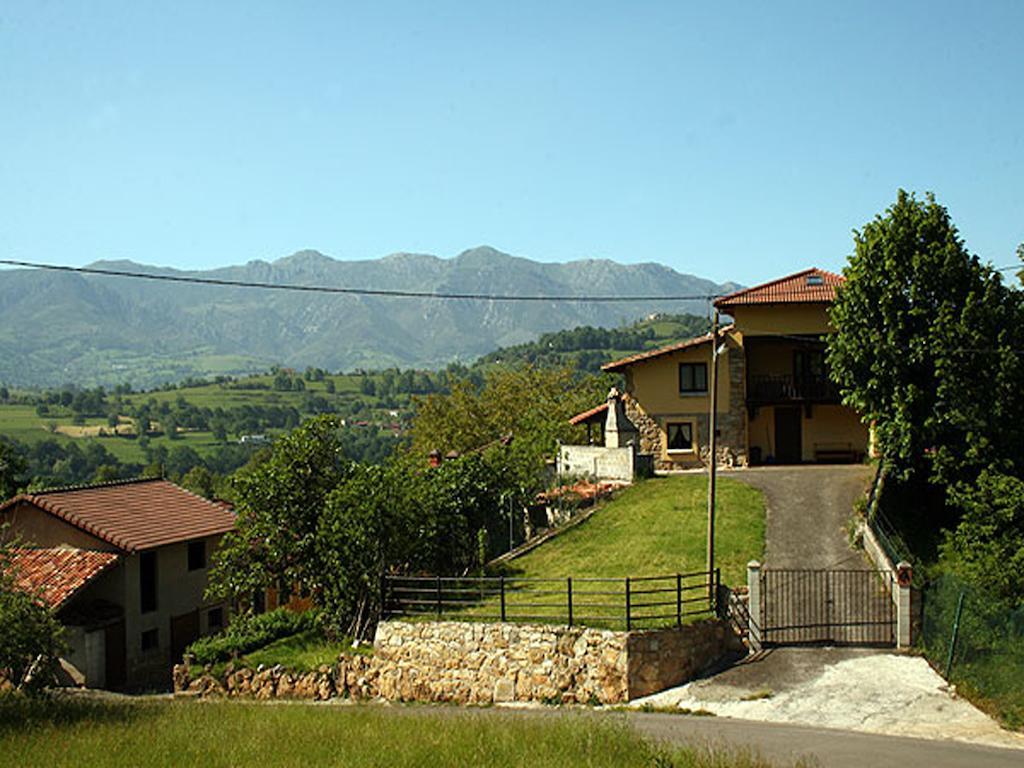 Apartamentos La Corona Llames de Parres Dış mekan fotoğraf