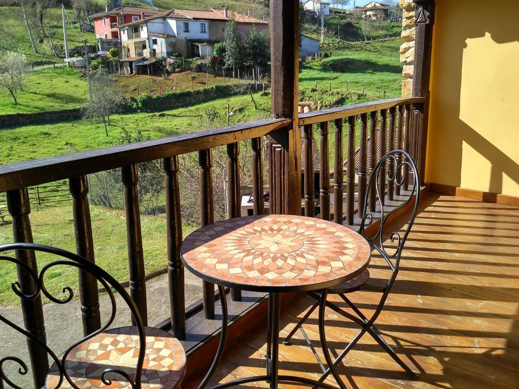 Apartamentos La Corona Llames de Parres Dış mekan fotoğraf